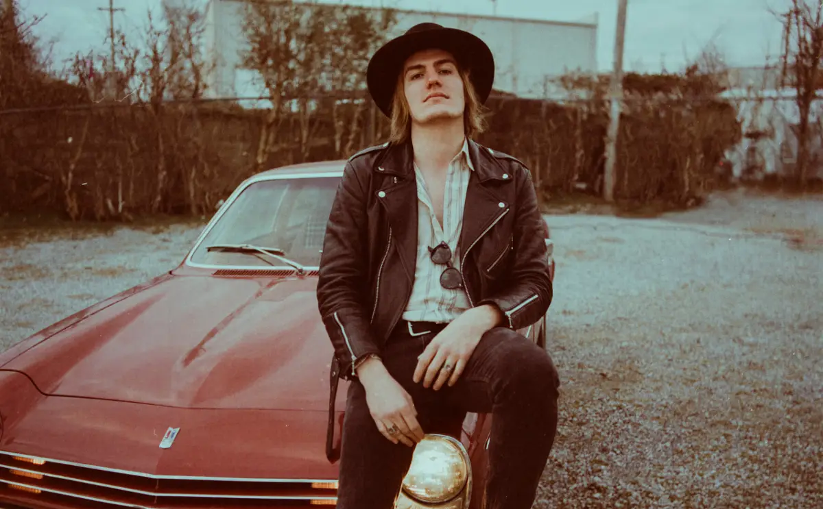 Dylan LeBlanc takes new album "Renegade" across Europe in August/September